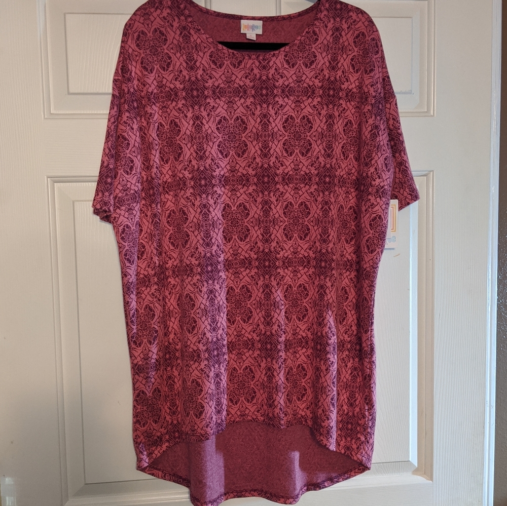 NWT LLR size S top in maroon/pink pattern